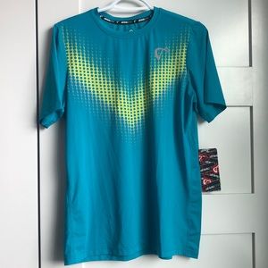 Boys BNWT AthelticDNA sport top. Size xl